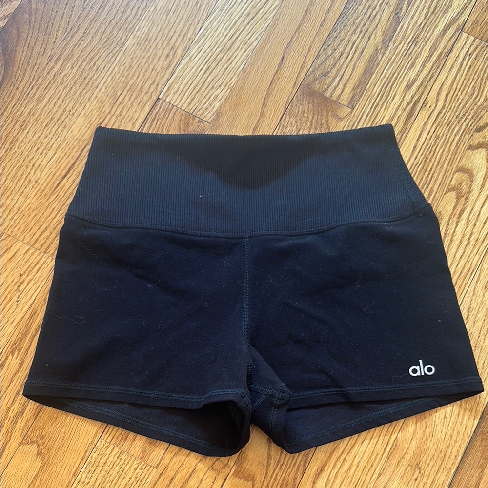 ALO Yoga Women's Black Shorts